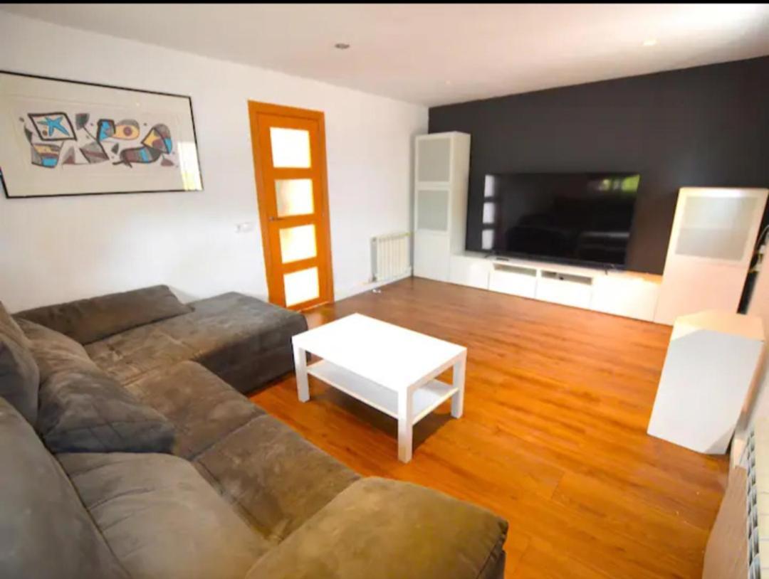 Villa Emma Fogas de Tordera Bagian luar foto