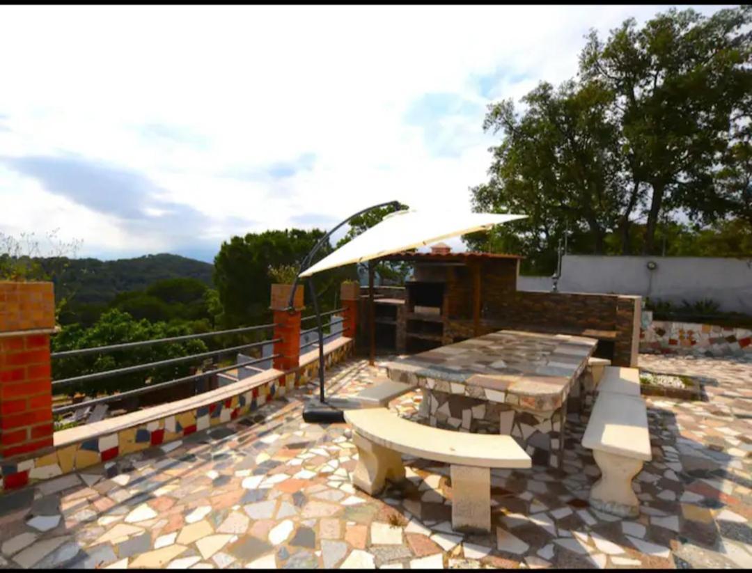 Villa Emma Fogas de Tordera Bagian luar foto